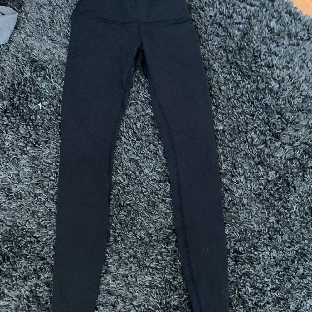 Black High Rise Wunder Under Lululemons
